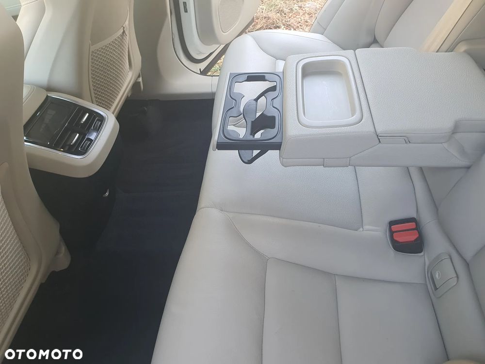 Volvo XC 60 T6 AWD Geartronic Inscription - 10