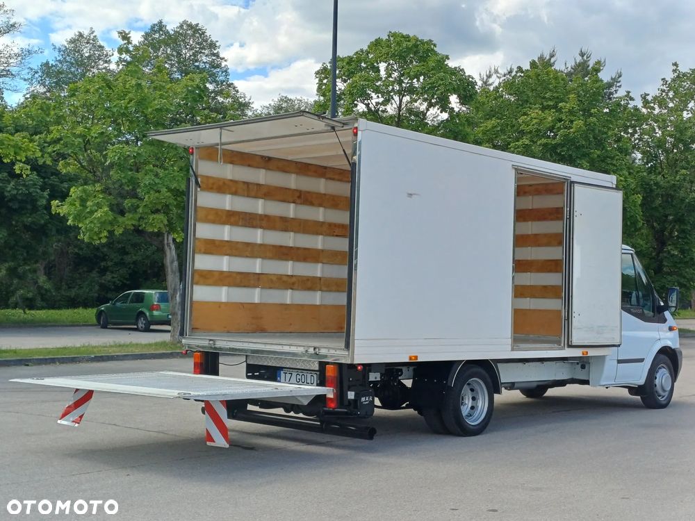 Ford Transit - 33