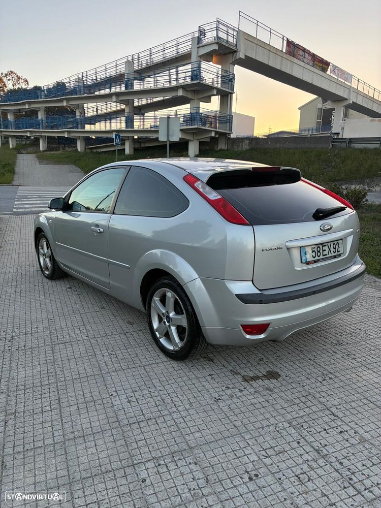 Ford Focus 1.6 TDCi Sport - 3