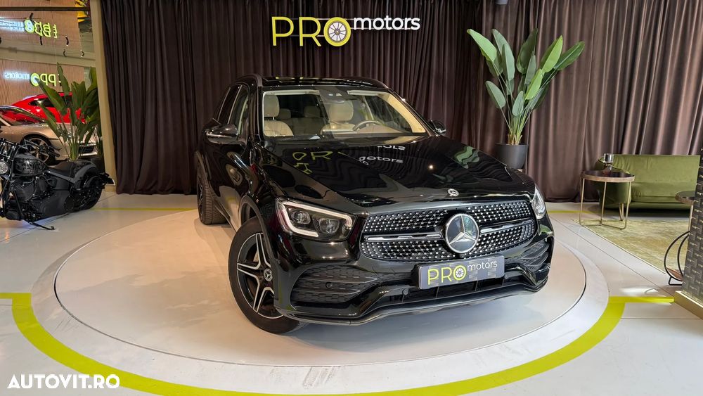 Mercedes-Benz GLC 200 4MATIC 9G-TRONIC AMG Line - 1