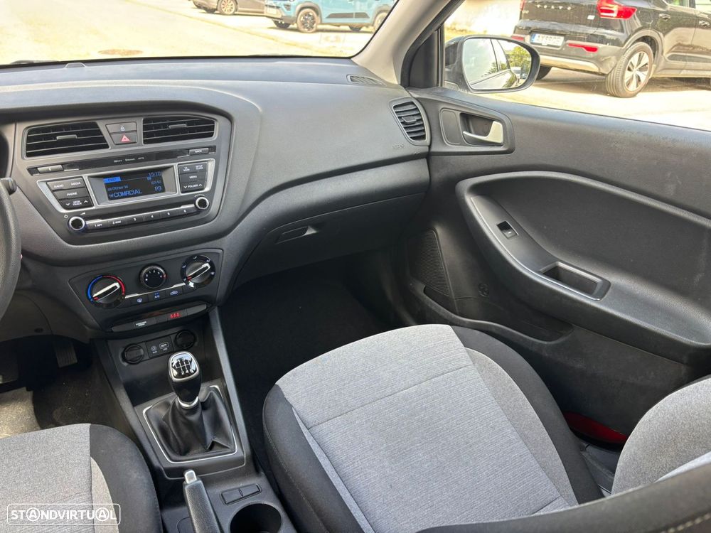 Hyundai i20 1.1 CRDi Access+Bluetooth+Comandos no Volante - 22