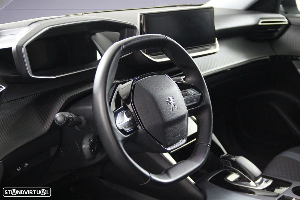 Peugeot e-2008 - 7