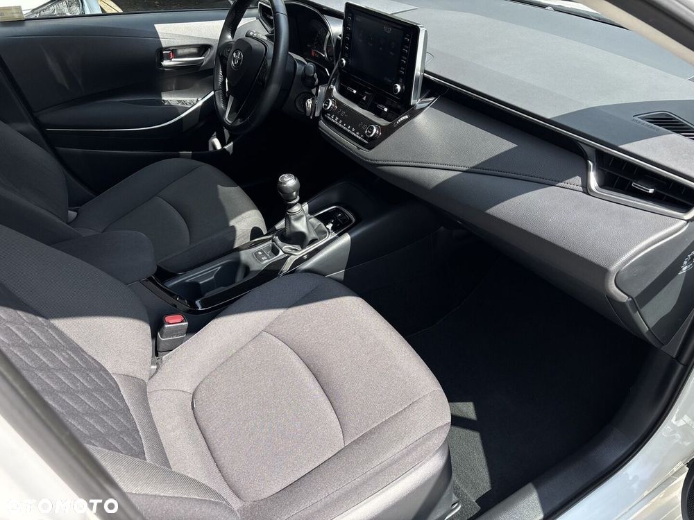 Toyota Corolla - 20