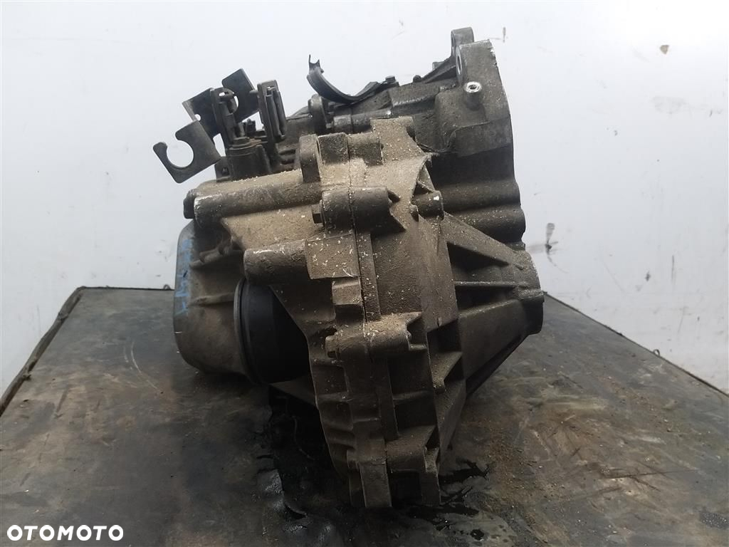 Skrzynia biegów Manualna Volvo S80 I KOD:D5252T 1998-2006R - 6