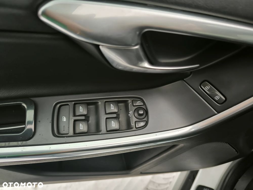 Volvo XC 60 D4 Summum - 22