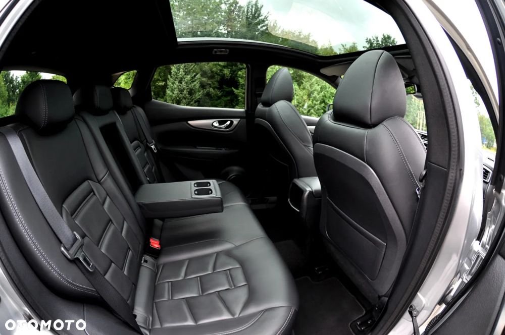 Nissan Qashqai 1.3 DIG-T Tekna - 21