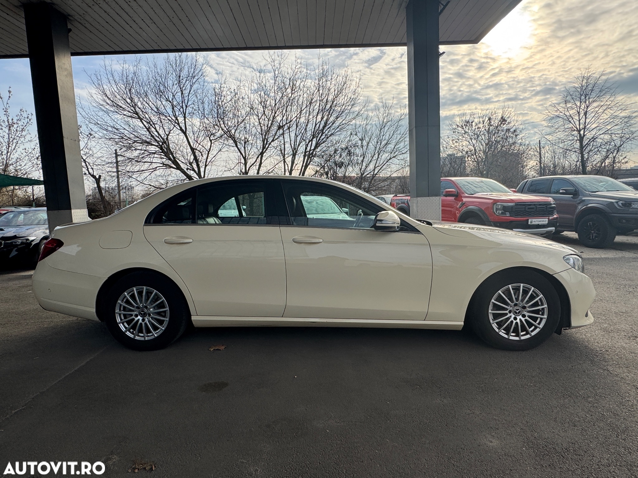 Mercedes-Benz E - 8