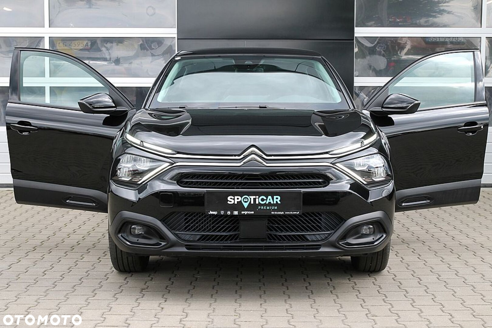 Citroën C4 1.2 PureTech Plus S&S EAT8 - 8