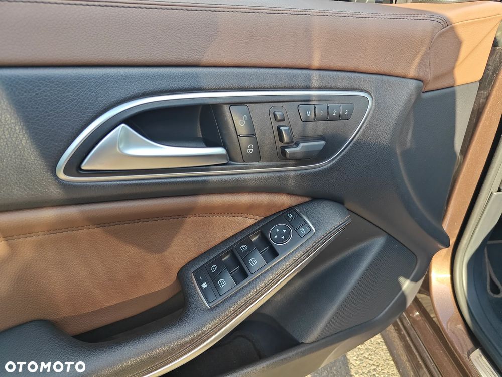 Mercedes-Benz CLA 220 d 7G-DCT AMG Line - 21