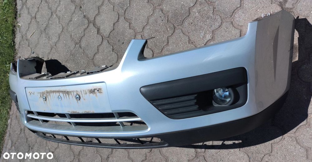 Focus MK2 zderzak przedni przód kolor: 03 bez malowania Ford