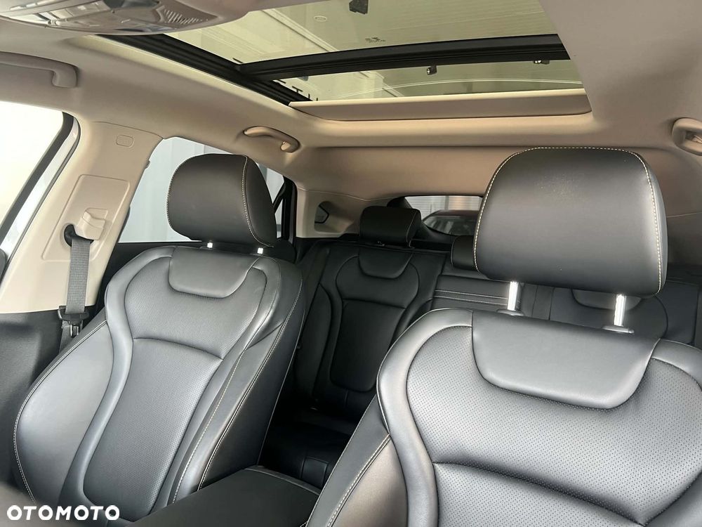 Bestune B70 2.0T Elegance - 4