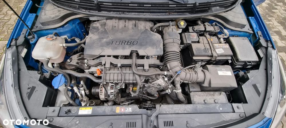 Kia Rio - 17