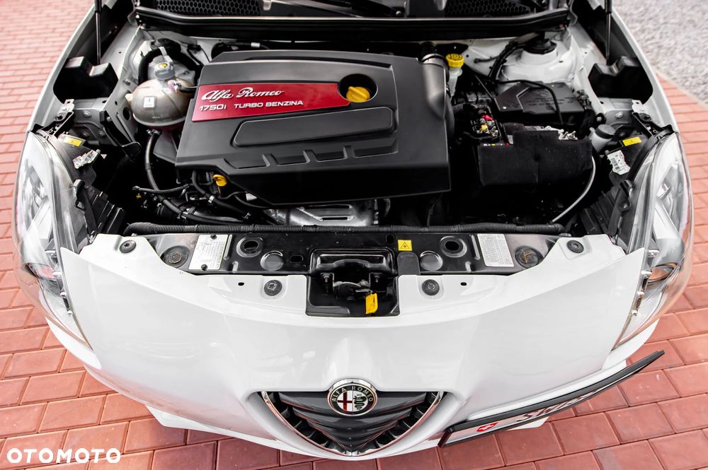Alfa Romeo Giulietta 1.8 TBi 16V TCT Quadrifoglio Verde - 15
