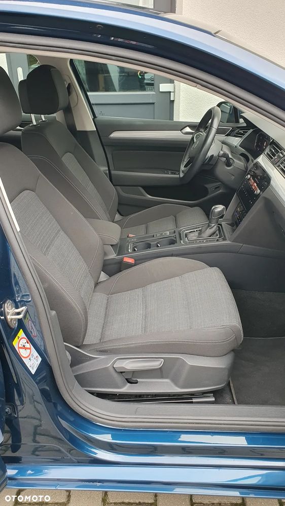 Volkswagen Passat 2.0 TSI Business DSG - 24