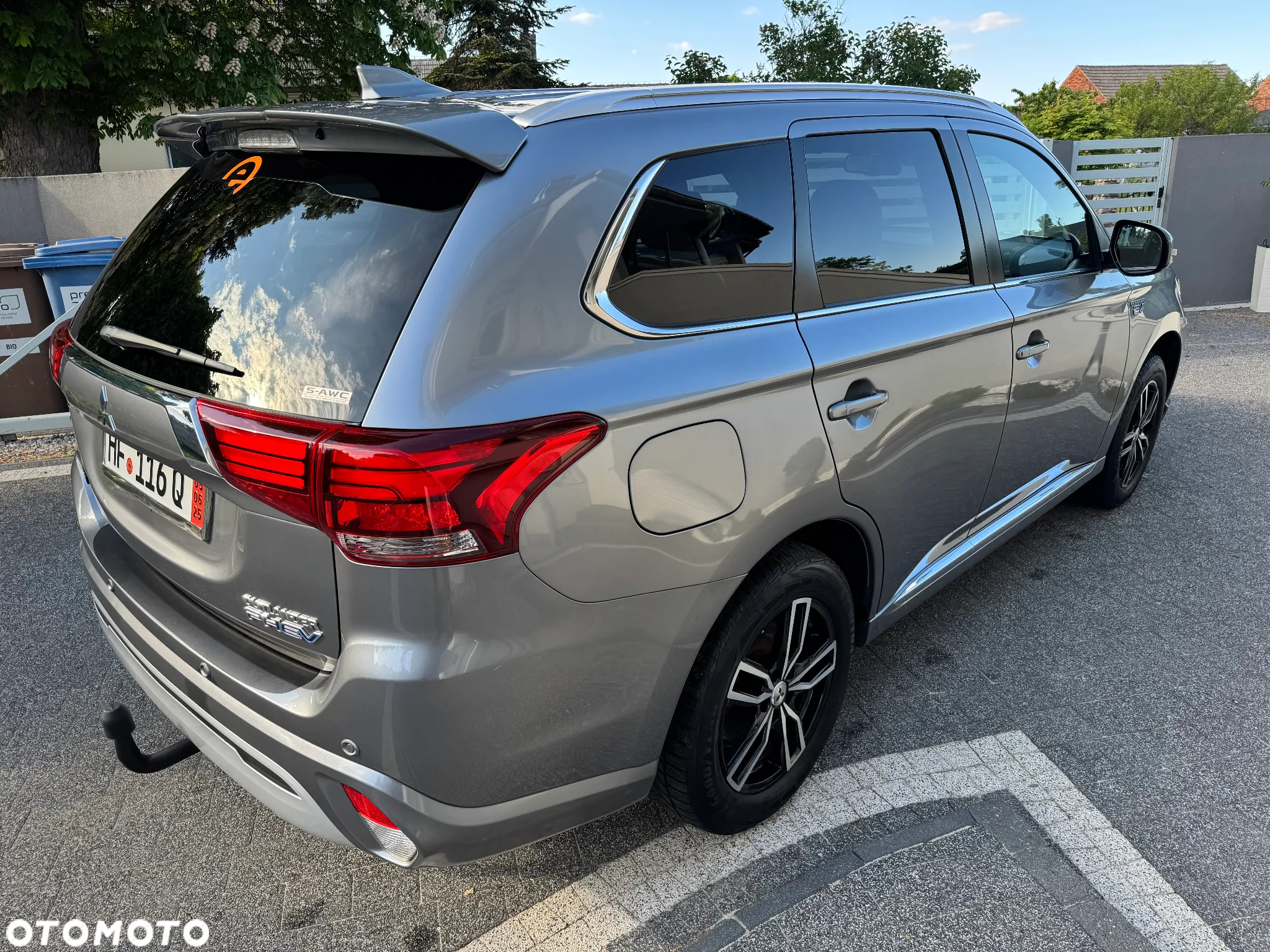 Mitsubishi Outlander - 9