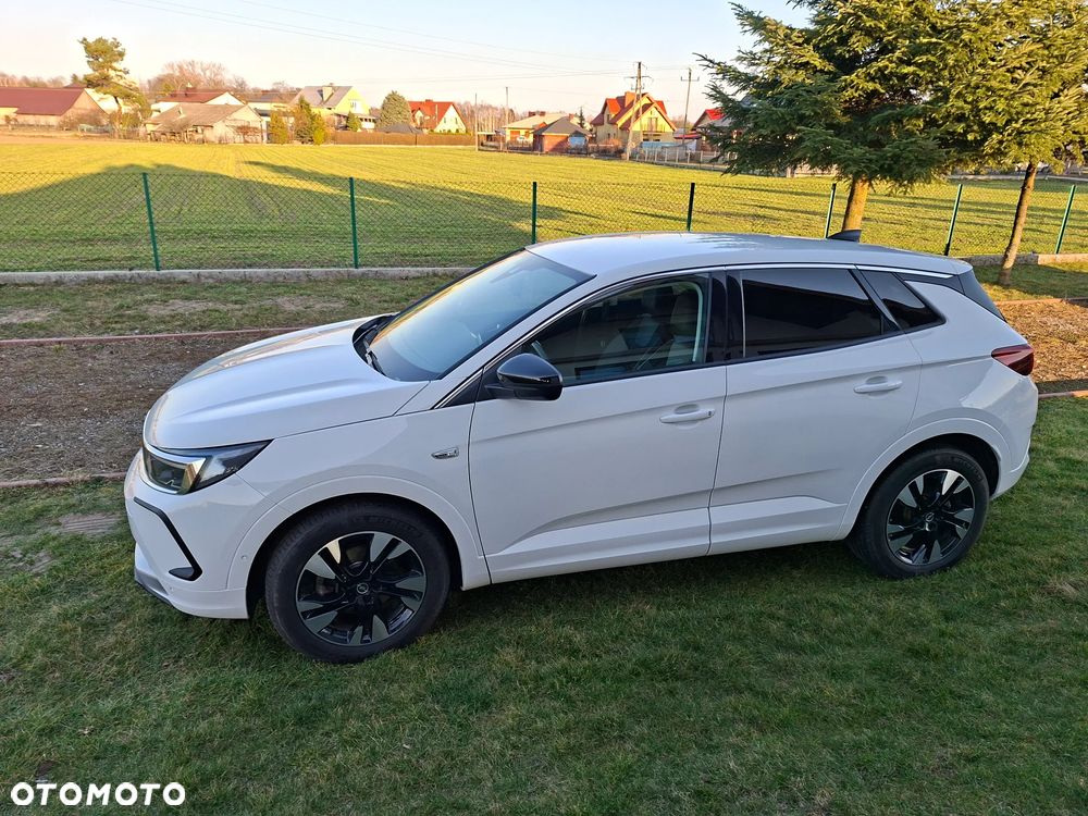 Opel Grandland X 1.2 Start/Stop Elegance - 5