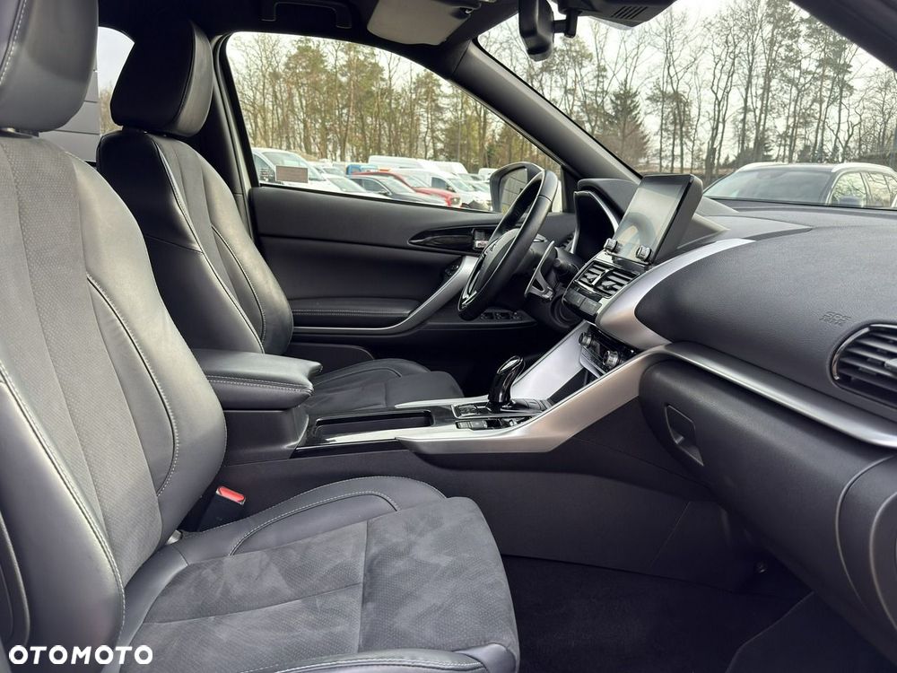 Mitsubishi Eclipse Cross - 22