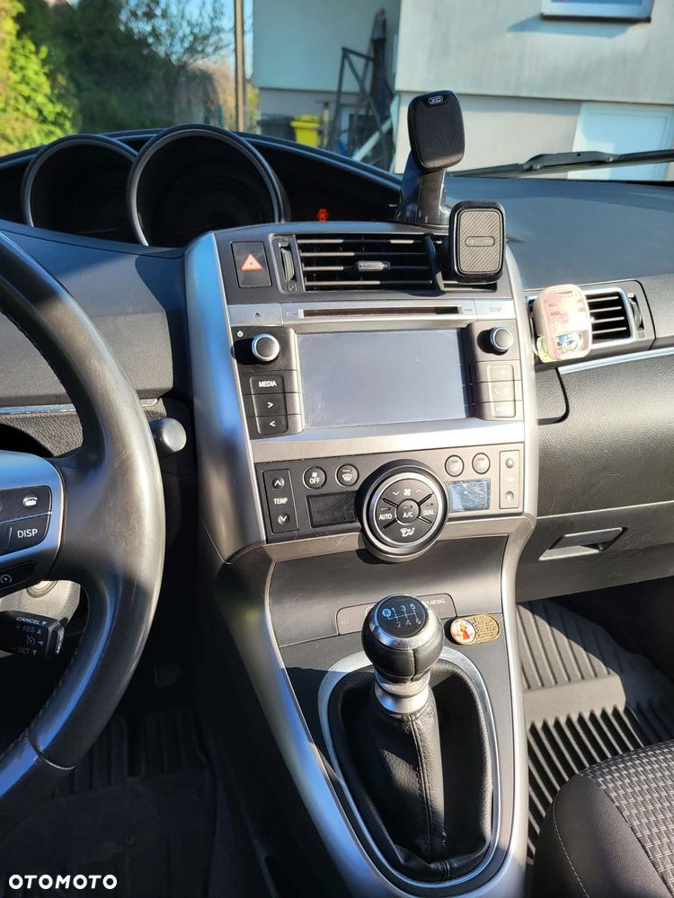 Toyota Verso 2.0 D-4D 5-Sitzer Executive - 18