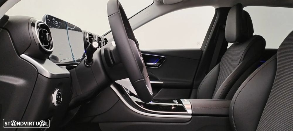 Mercedes-Benz C 300 e Avantgarde - 28