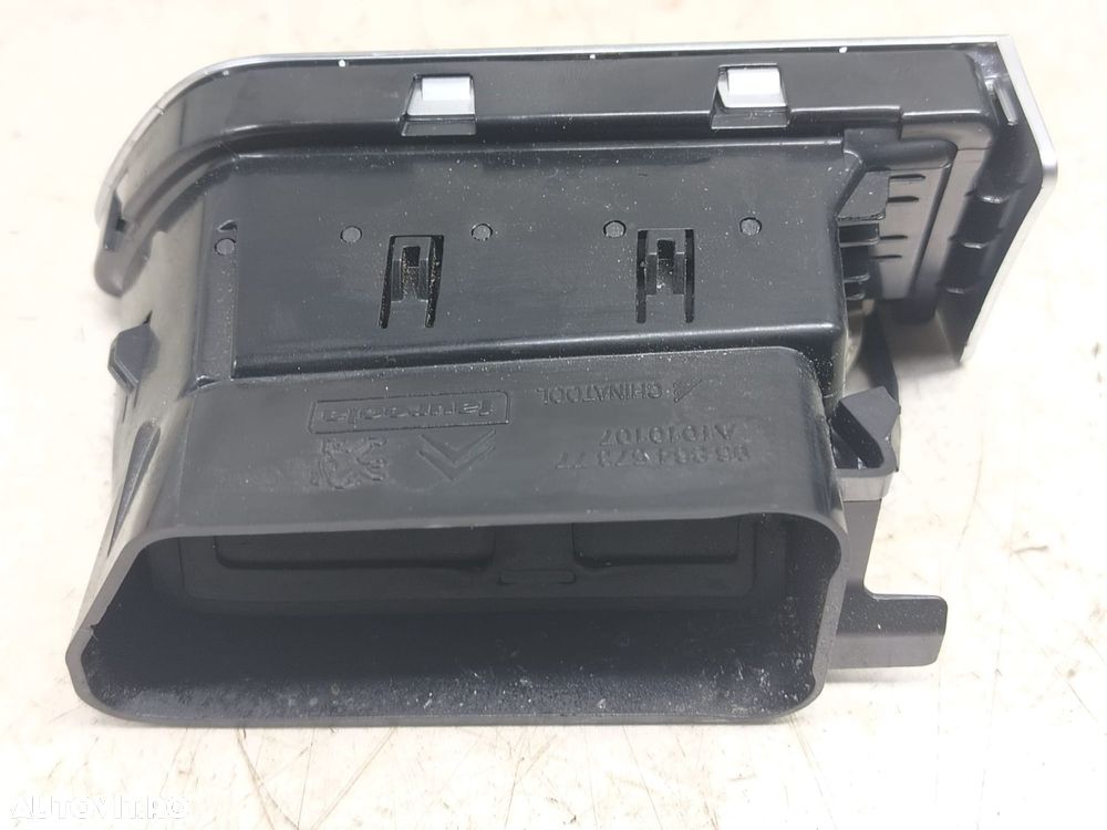 Grila ventilatie bord 9686457377 Peugeot 508 1 [2010 - 2014] 2.0 hdi - 2