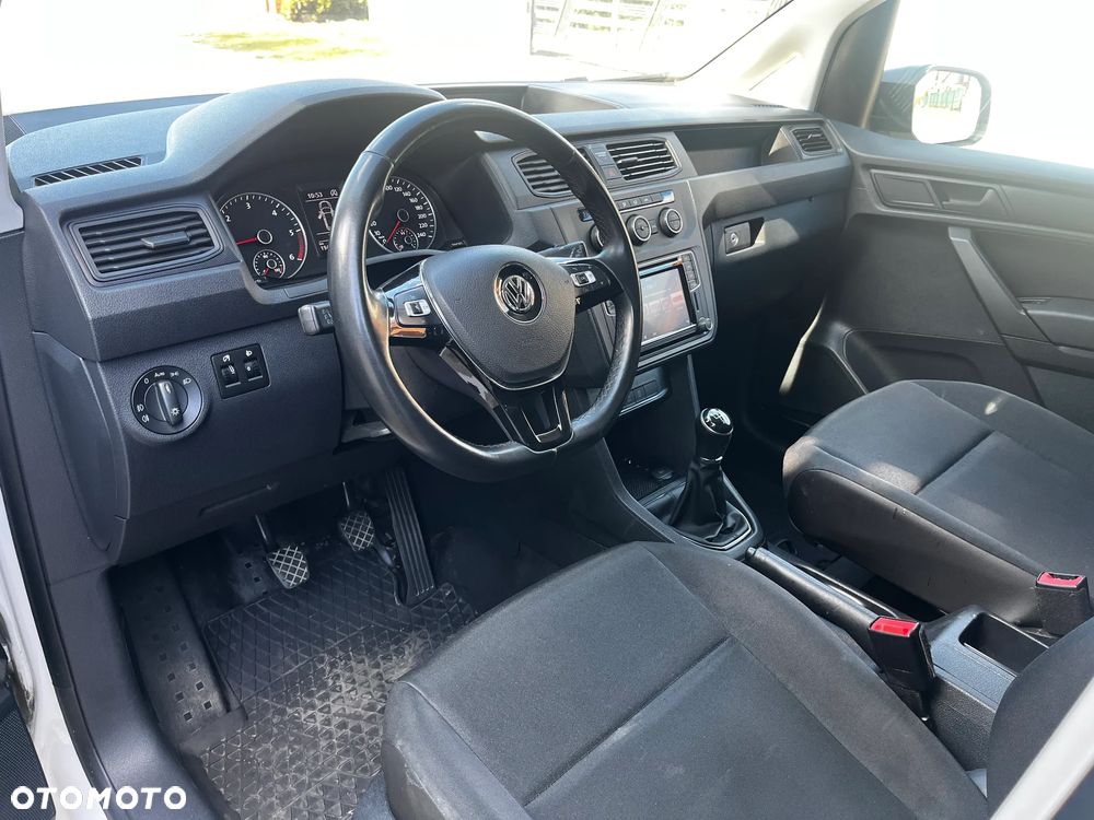 Volkswagen CADDY - 7