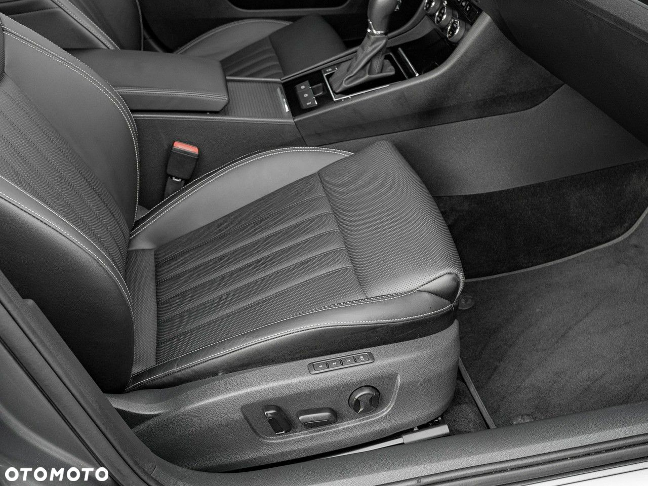 Skoda Superb 2.0 TSI 4x4 L&K DSG - 38