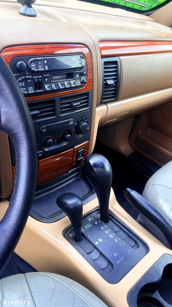 Jeep Grand Cherokee 4.7 Limited - 39
