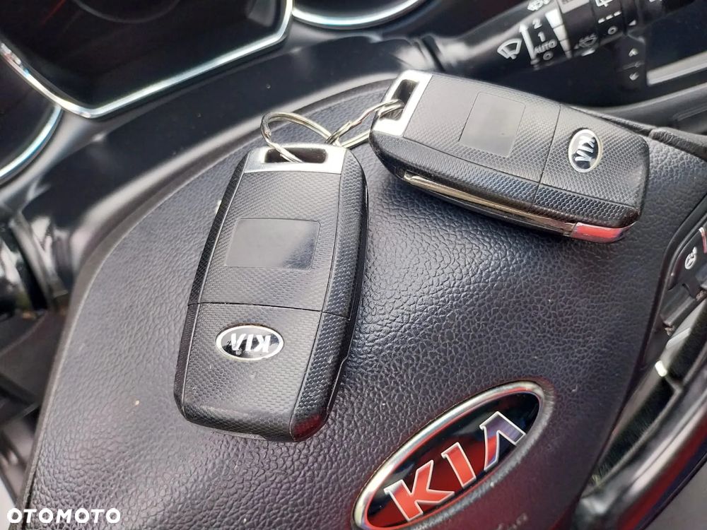 Kia Ceed - 3