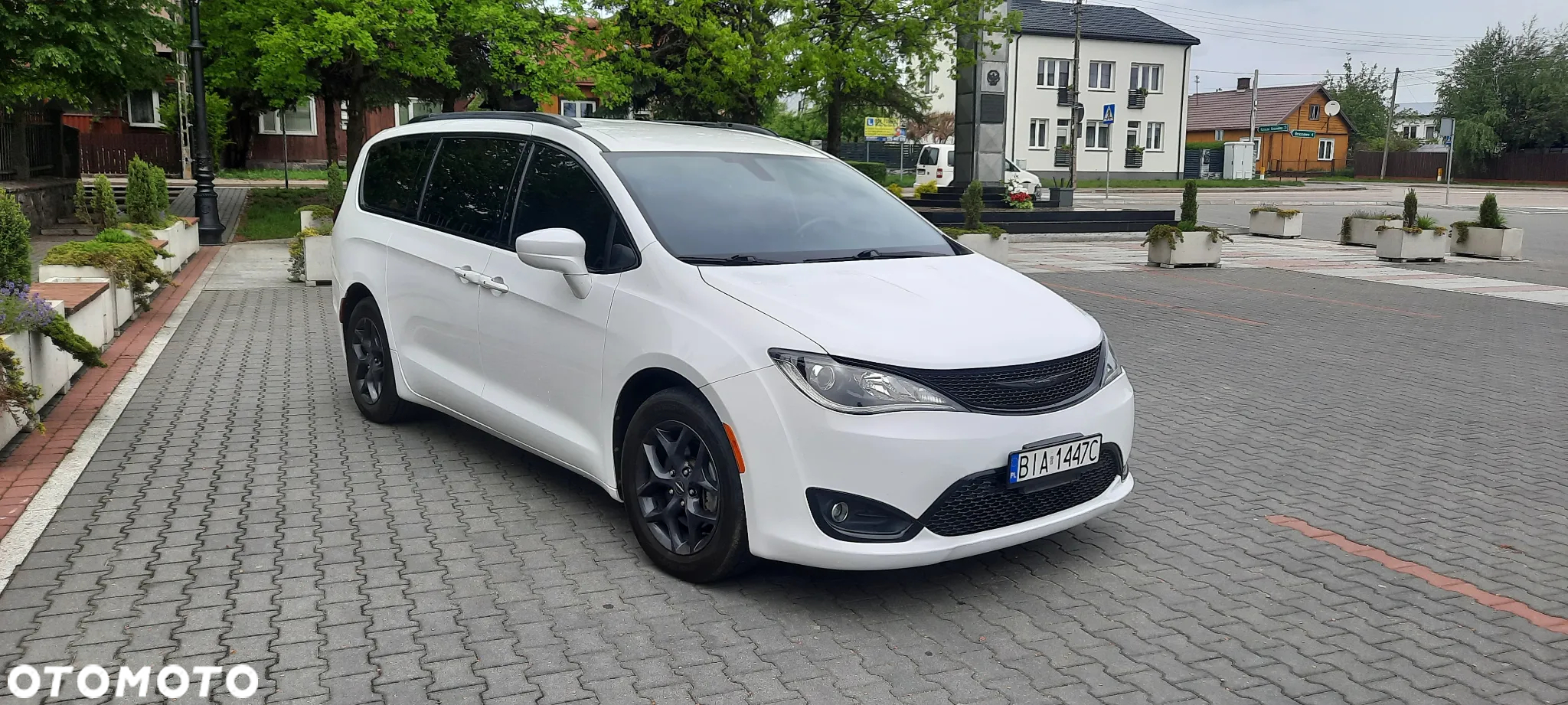 Chrysler Pacifica - 3
