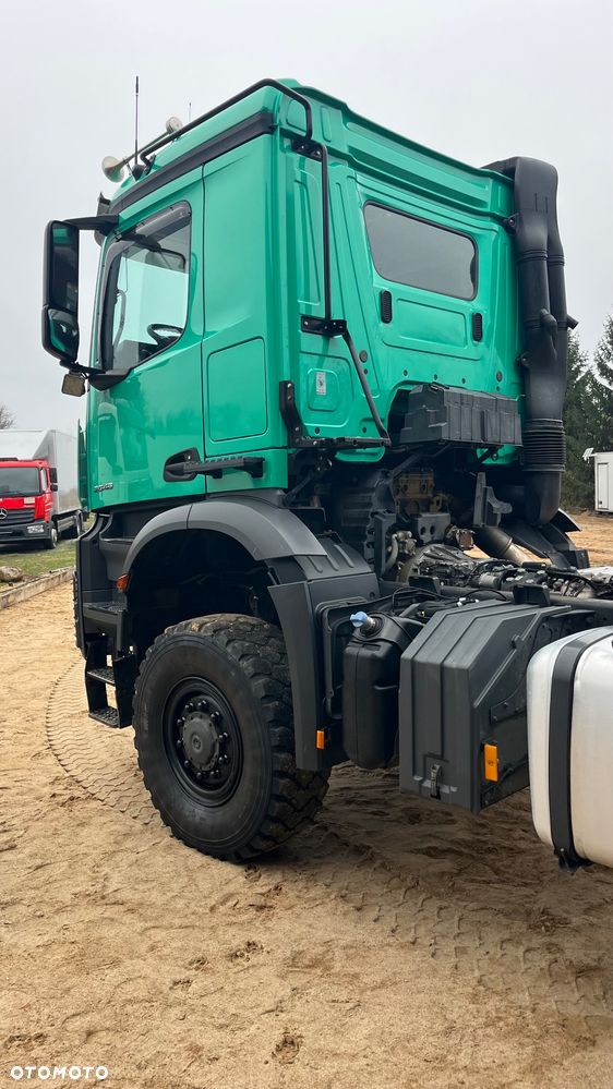 Mercedes-Benz Arocs 2046 Na Mostach 4x4 Agrotruck Lof Ciągnik Rolniczy 89.2000 Full Resor (Wiertnica Do Studni Energetyka HDS Wywrotka Duże Koła Stałe Napędy Podnośnik Koszowy Kamper) Fendt, John Deere - 7