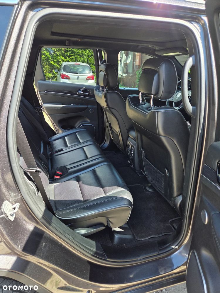 Jeep Grand Cherokee 3.6 V6 Overland - 22