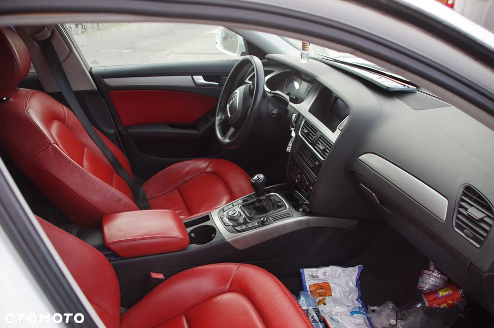 Auto na części - Audi A4 B8 2.0 TDI 143KM CAGA KXP LY9C 2009R Silnik Skrzynia Drzwi Szyba Klapa Zderzak Błotnik Lusterko Sterownik Moduł Czujnik Deska Kokpit Licznik Wyświetlacz Kierownica - 15