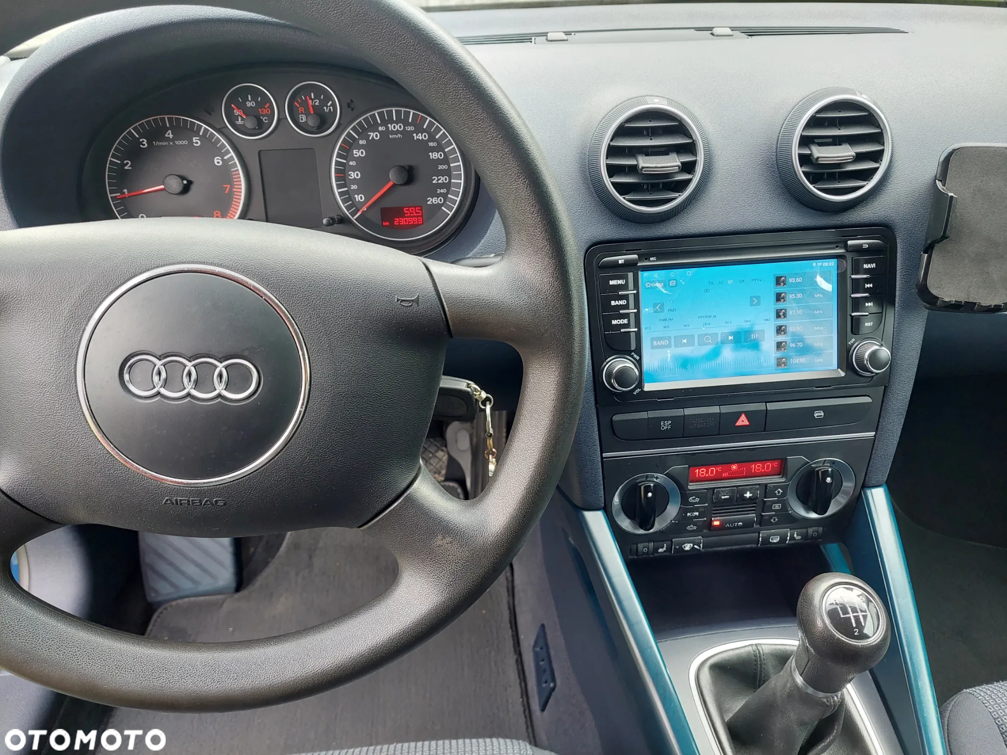 Audi A3 1.6 Ambiente - 4
