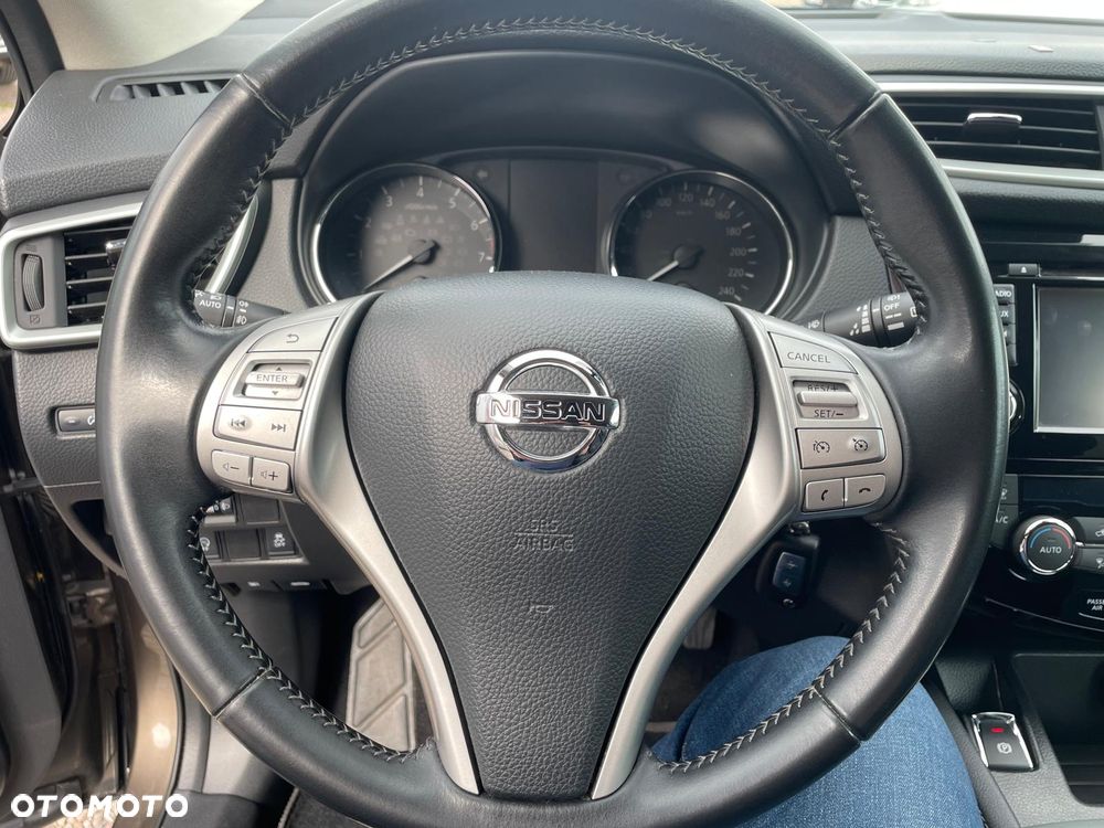 Nissan Qashqai 1.2 DIG-T N-Connecta - 22