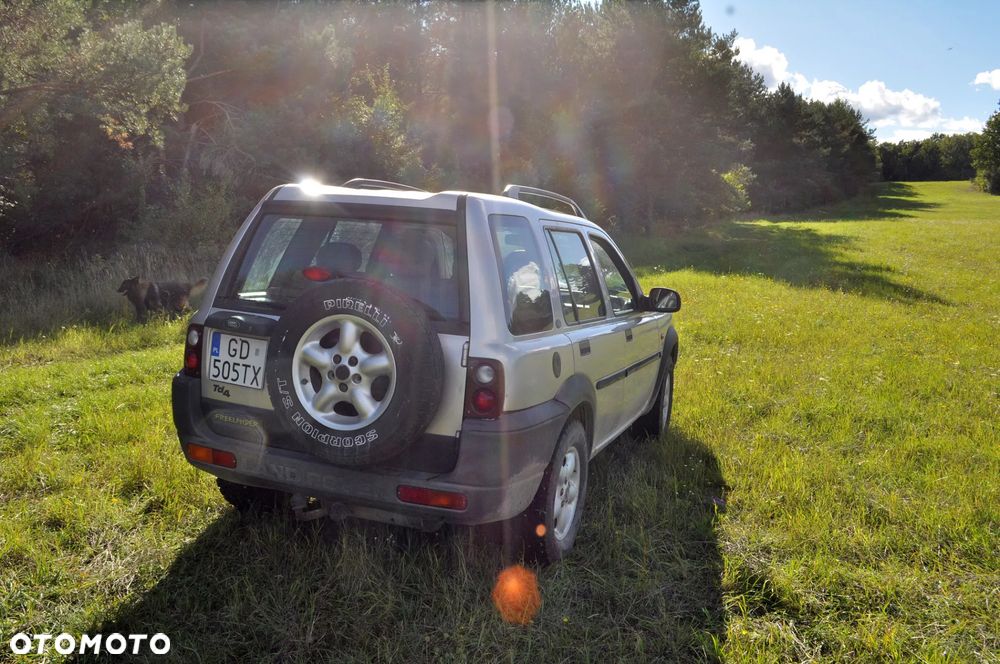 Land Rover Freelander 2.0 D - 6