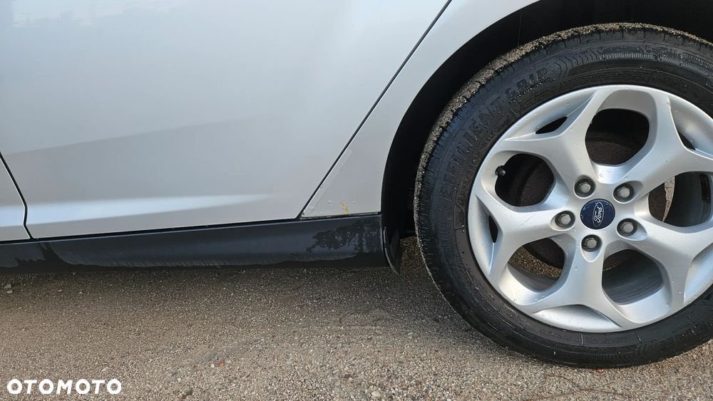 Ford Focus 1.6 TDCi Ambiente - 3