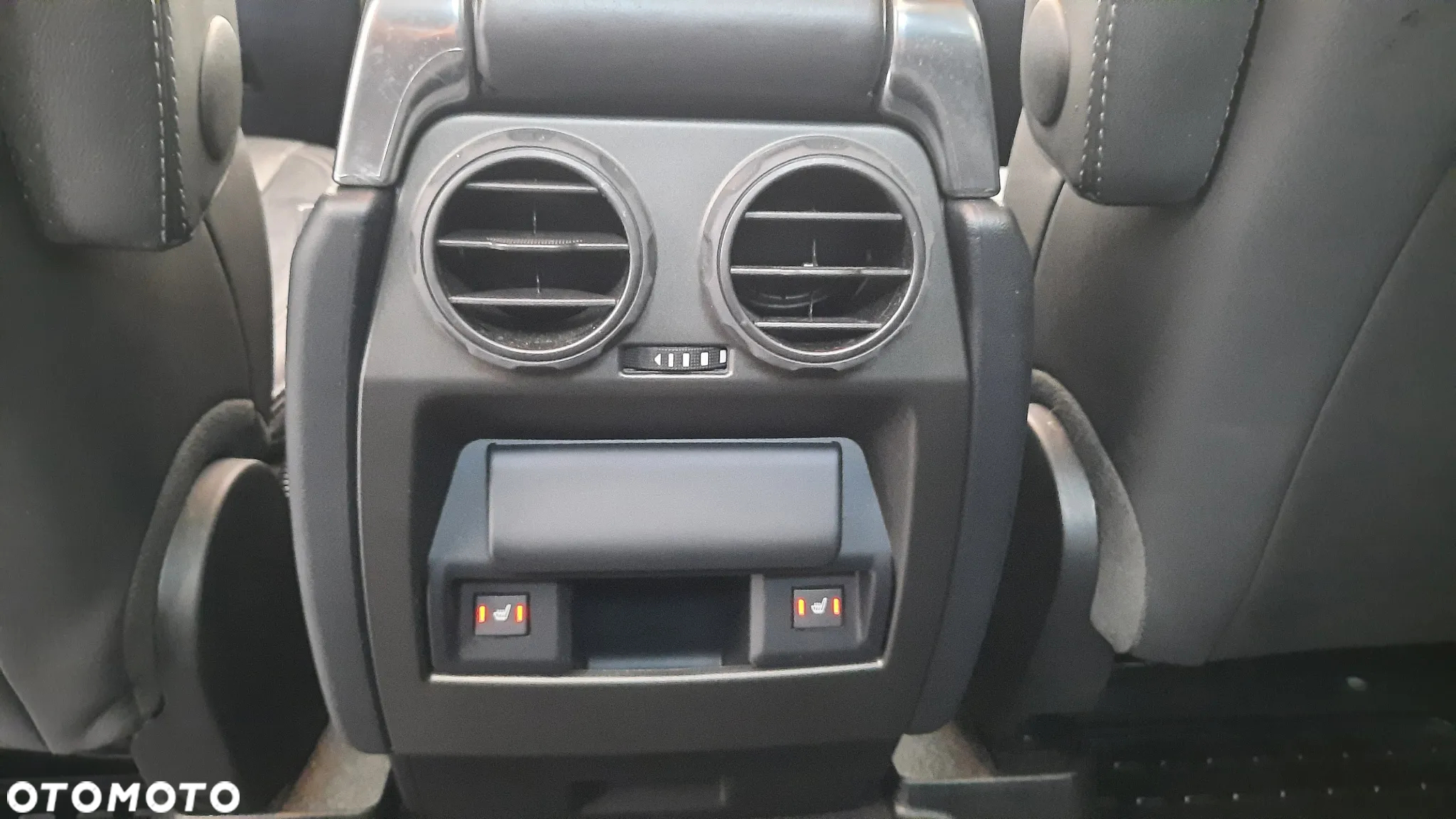 Land Rover Discovery IV 3.0 V6 SC Landmark - 21