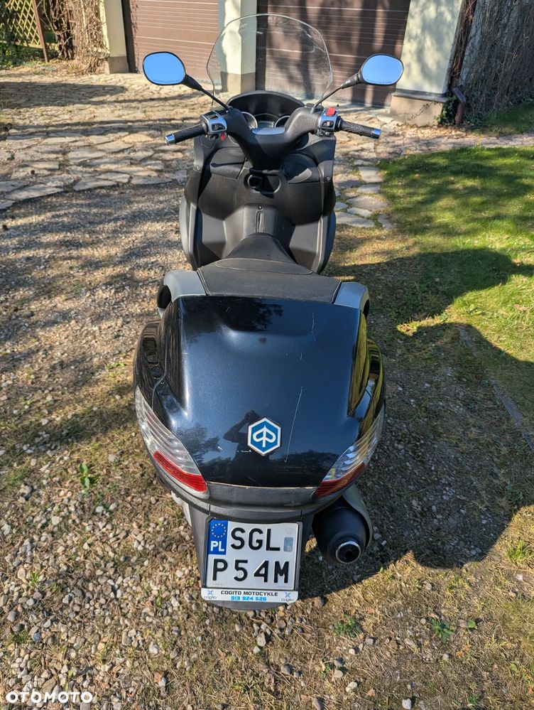Piaggio MP-3 - 5