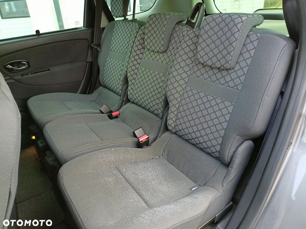 Renault Scenic - 13