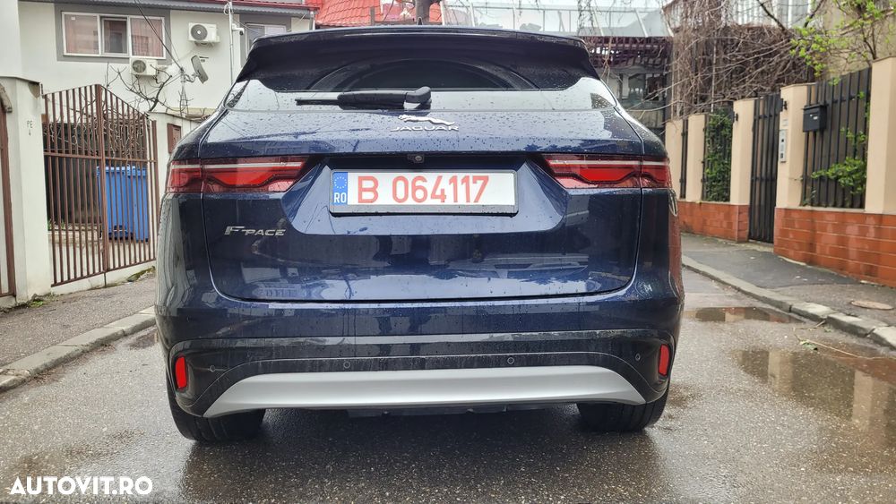 Jaguar F-Pace - 4