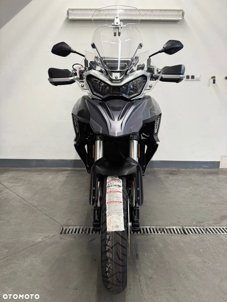 QJMOTOR SRT 800SX - 16