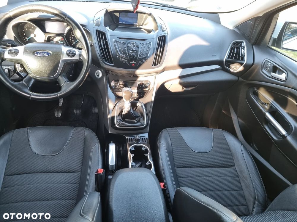 Ford Kuga 2.0 TDCi Titanium FWD - 16