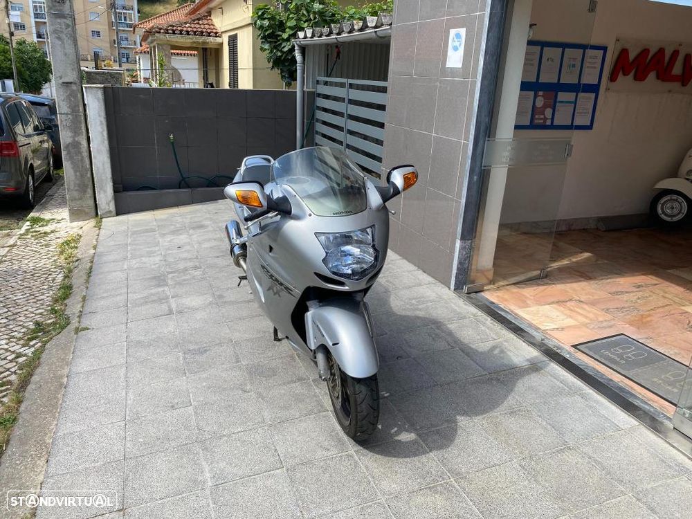 Honda CBR 1100XX - 3