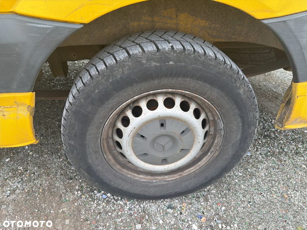 Mercedes-Benz Sprinter - 5