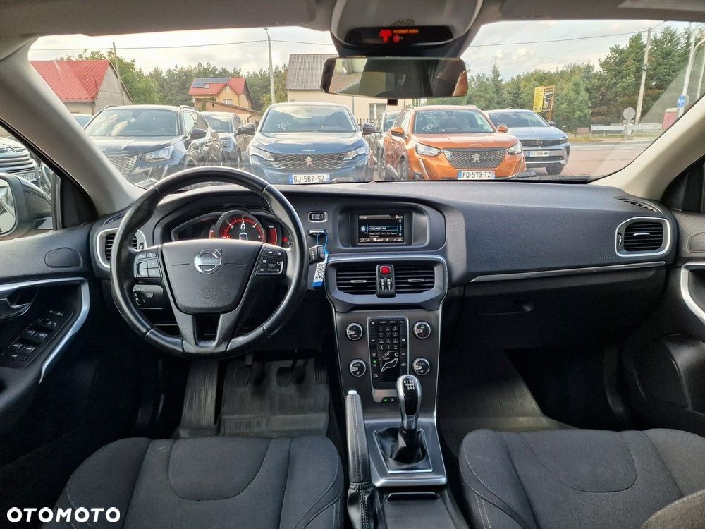 Volvo V40 D2 You - 17