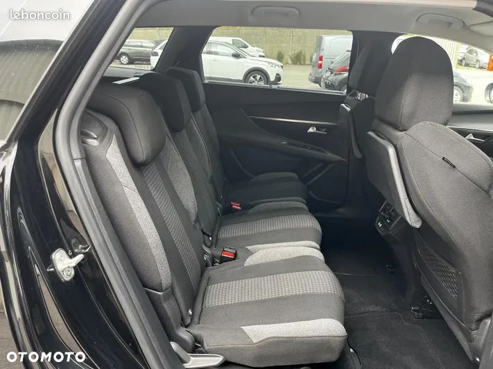 Peugeot 5008 - 15