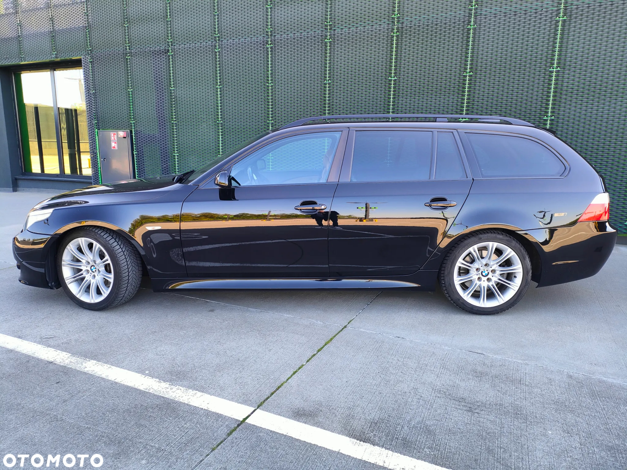 BMW Seria 5 530i Touring - 5
