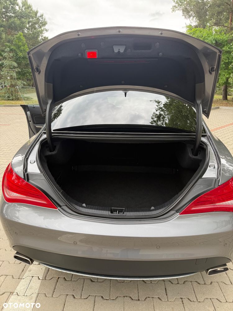 Mercedes-Benz CLA - 9