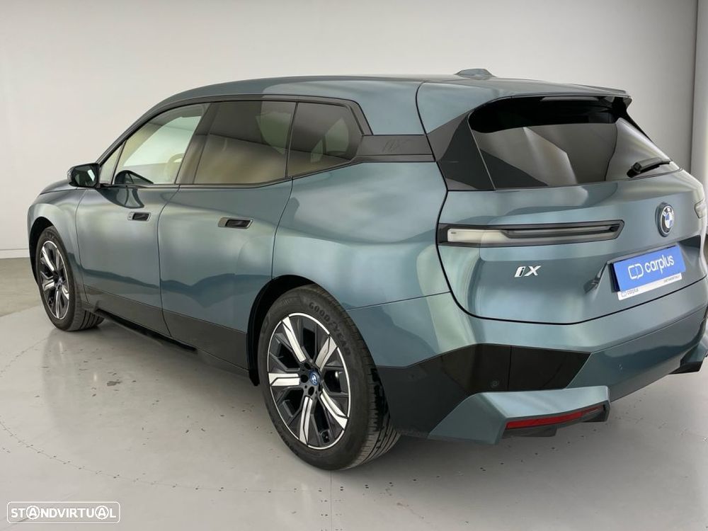 BMW iX xDrive 40 Pack Desportivo - 25