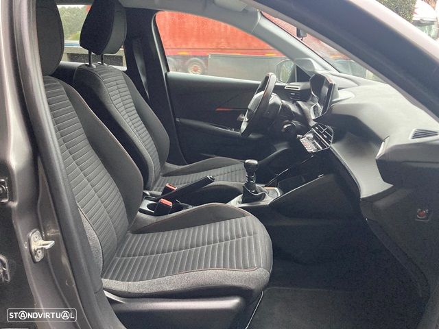 Peugeot 208 1.2 PureTech Allure - 29